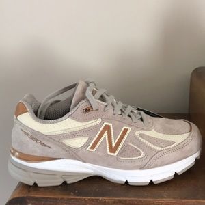 New Balance Womens 990 shoes - 8B